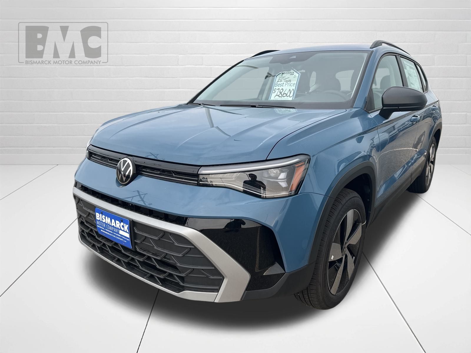 2025 Volkswagen Taos S's photo