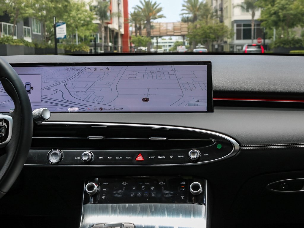 2026 Genesis Electrified GV70 photo 13