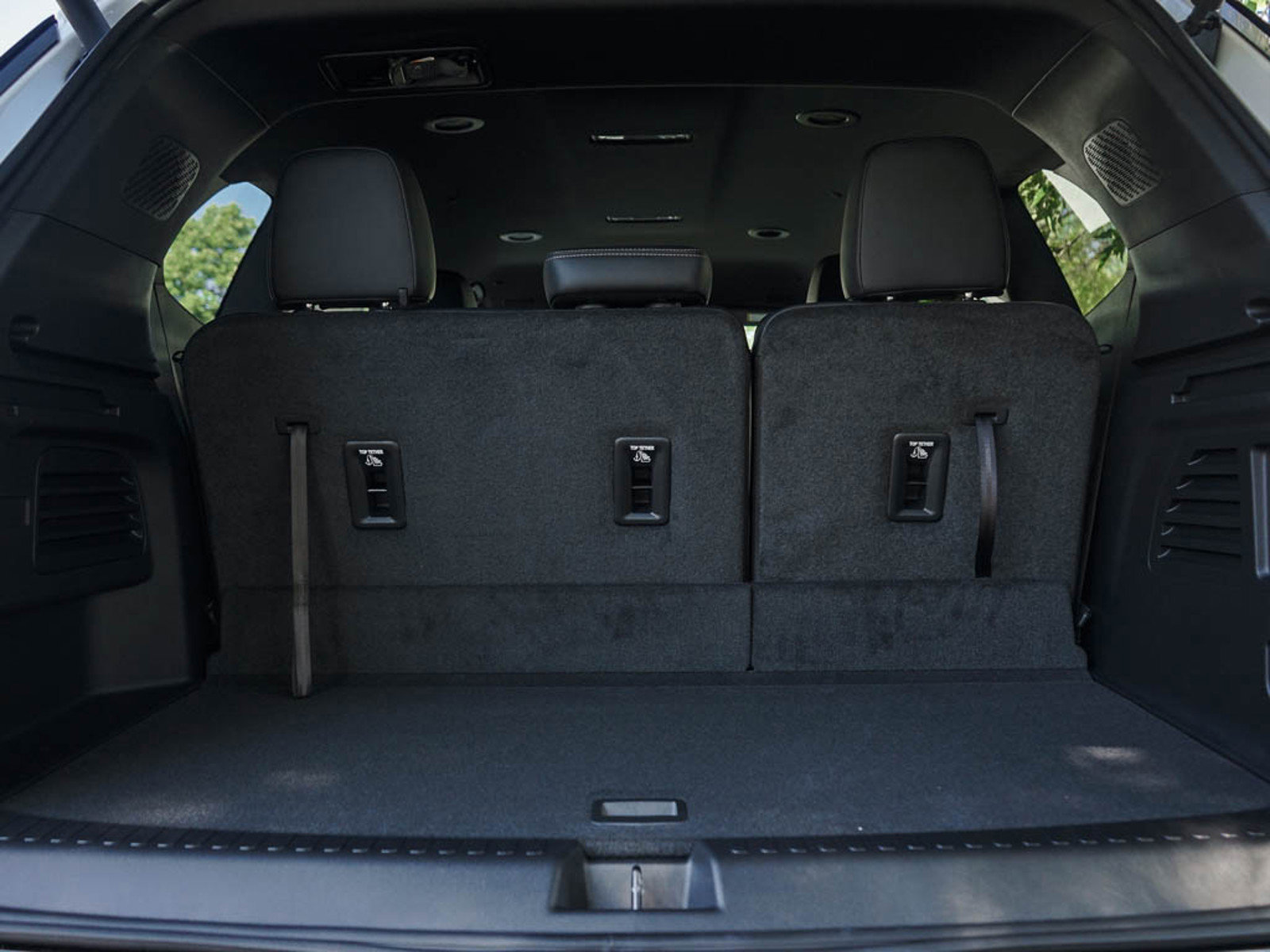 2025 Buick Enclave Sport Touring photo 7