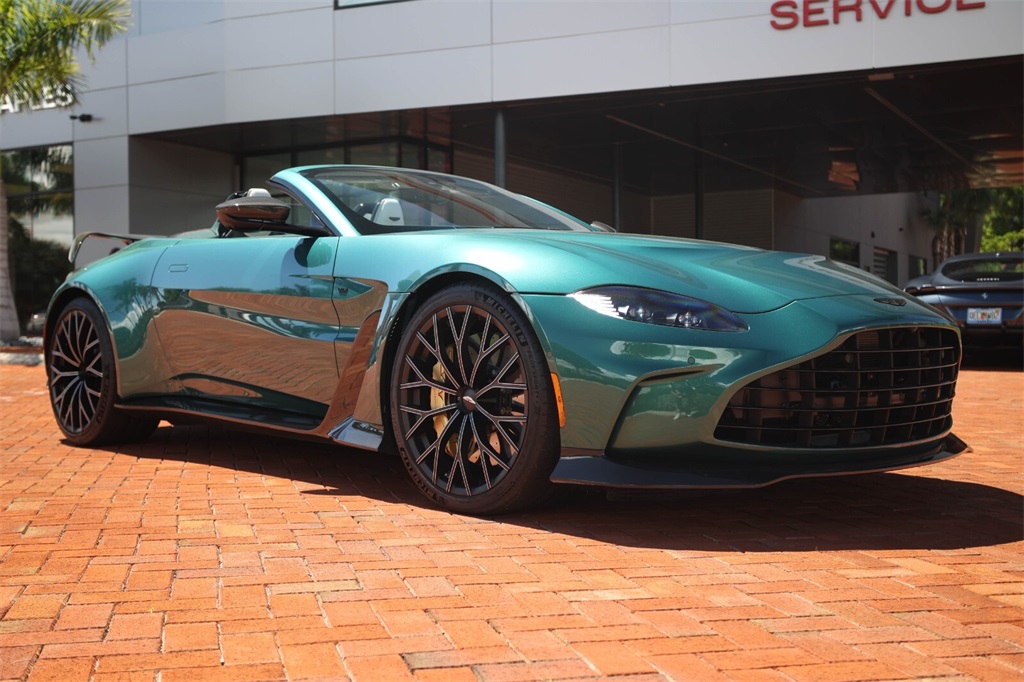 2023 Aston Martin Vantage photo 22