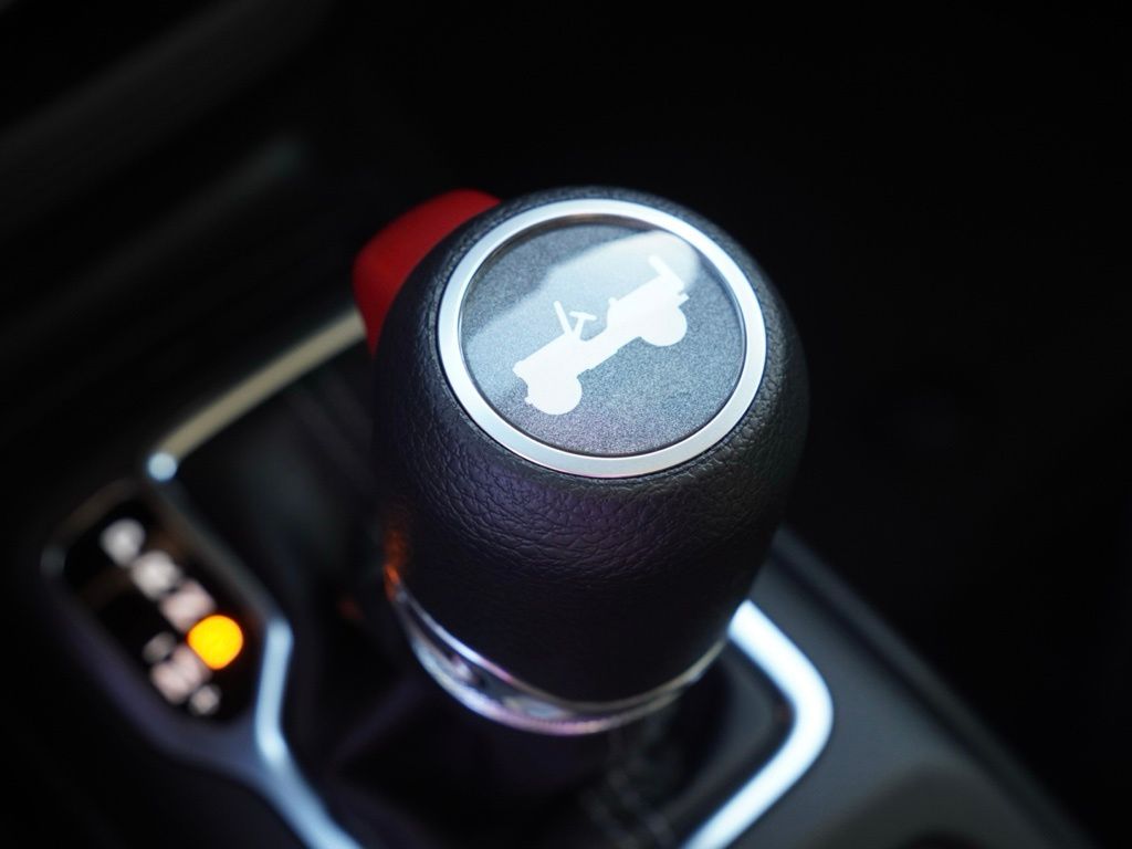 New 2026 Anvil Clear-Coat Exterior Paint Jeep 4-Door Sport S image 17