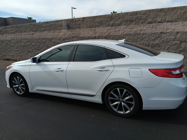 2017 Hyundai Azera Base photo 4