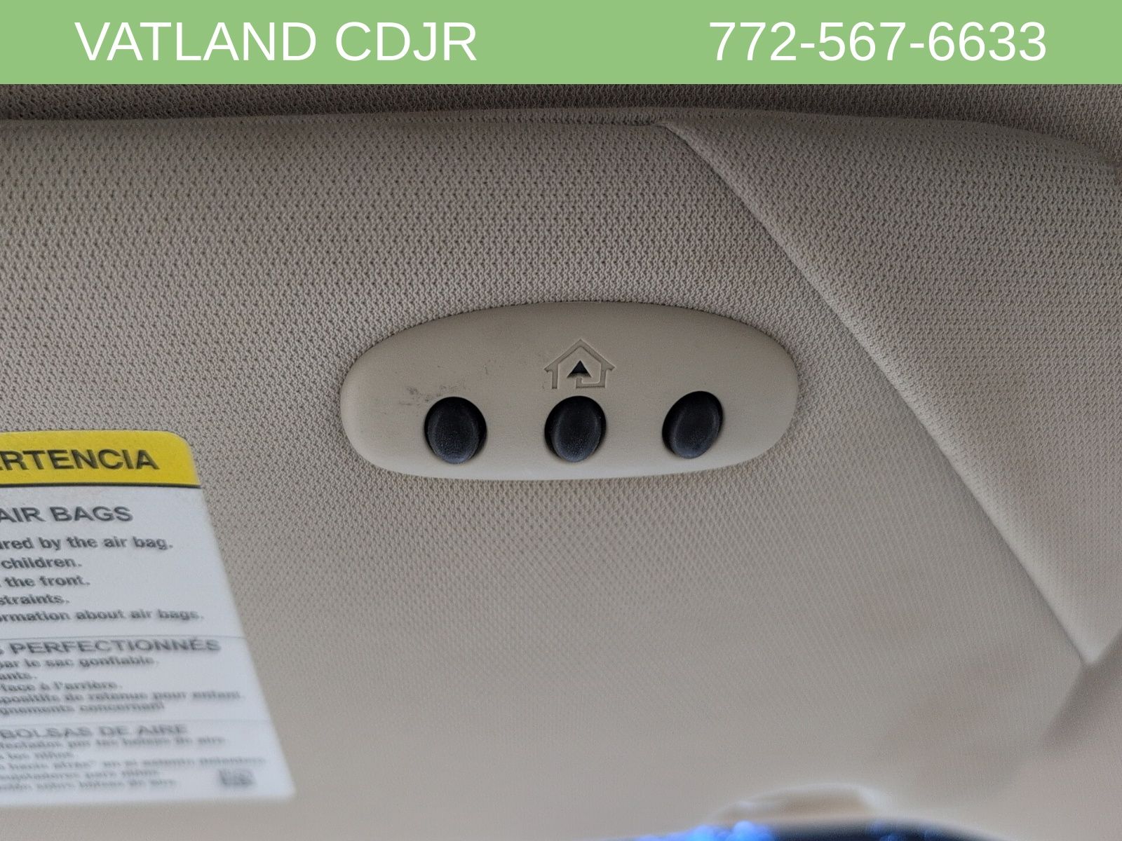 2016 Lincoln MKT EcoBoost photo 32