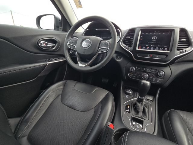 2022 Jeep Cherokee Latitude Lux photo 23