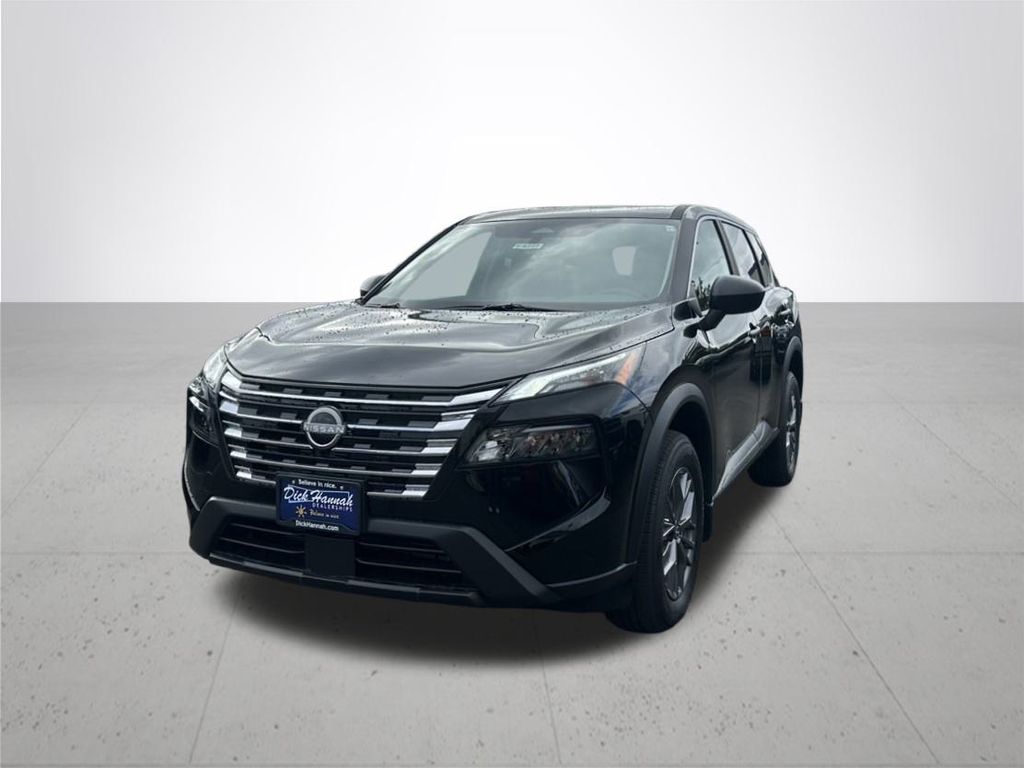 2025 Nissan Rogue SV photo 2