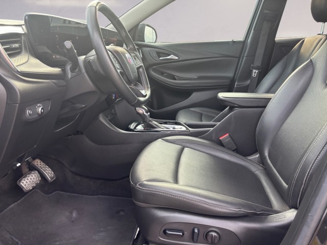 2024 Buick Encore GX Sport Touring photo 9