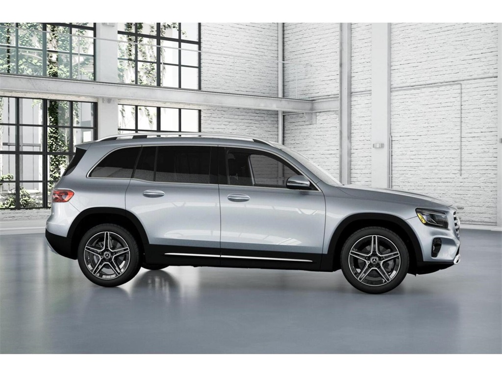 2026 Mercedes Benz GLB 250 photo 15