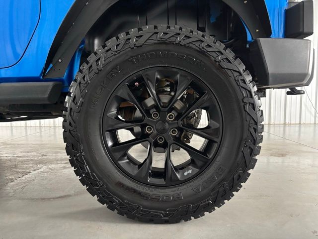 2014 Jeep Wrangler Sahara Altitude photo 7