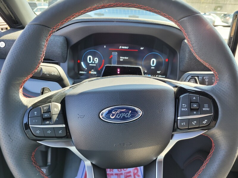 2025 Ford Explorer ST photo 20