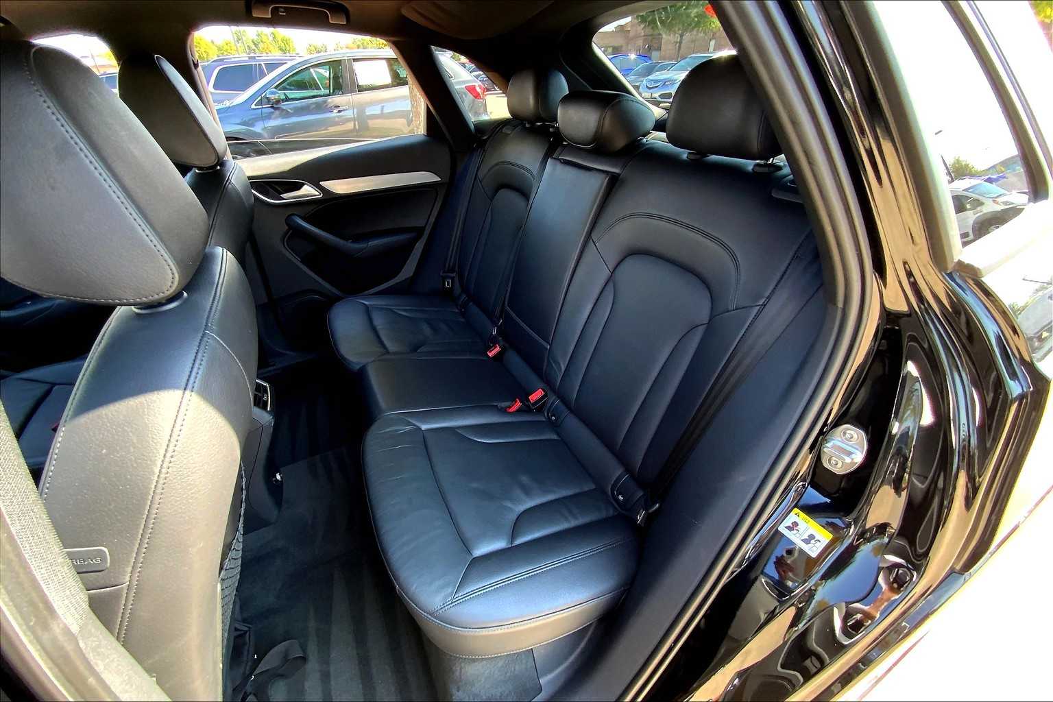 2018 Audi Q3 Premium photo 18