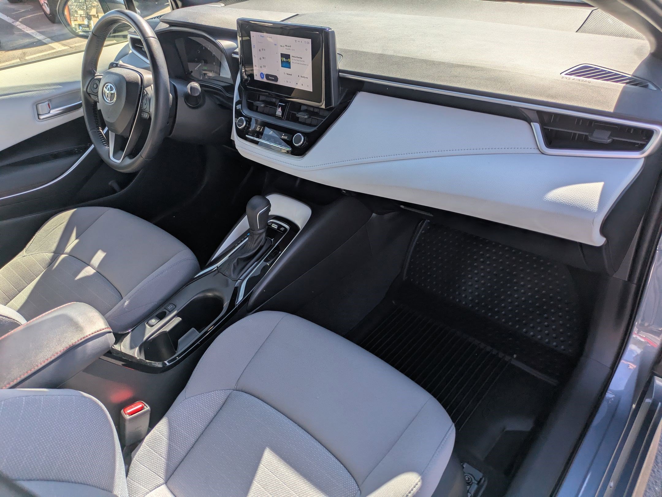 2023 Toyota Corolla Hybrid SE photo 29