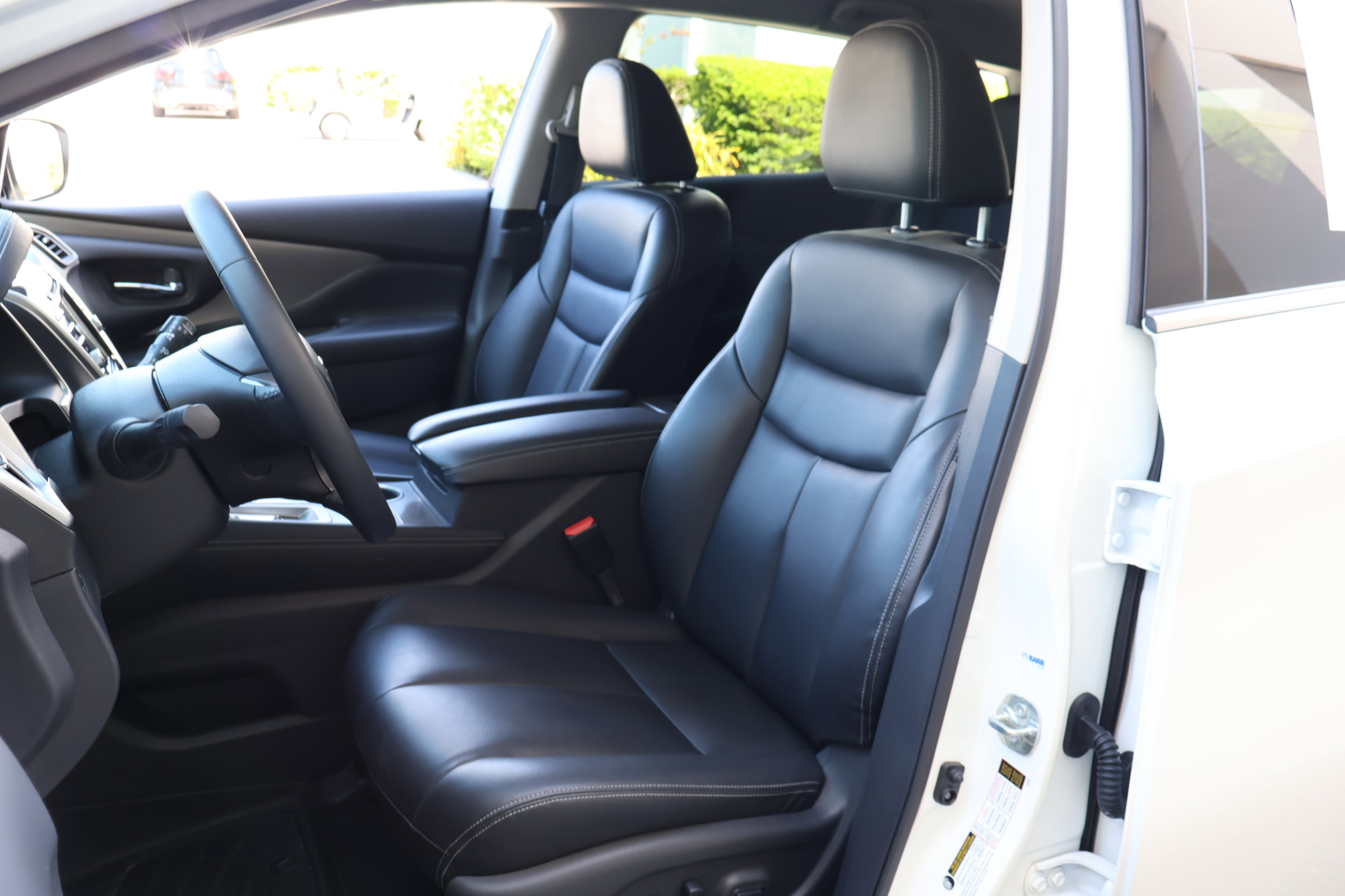 2022 Nissan Murano SV photo 2