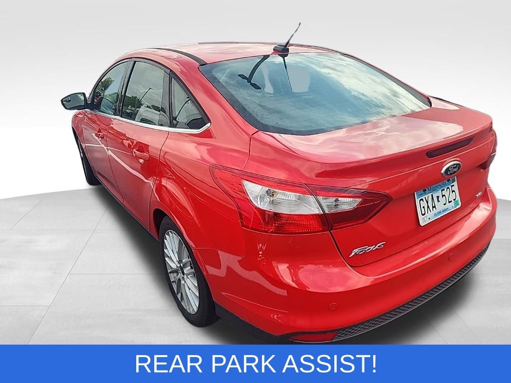 2012 Ford Focus SEL photo 4