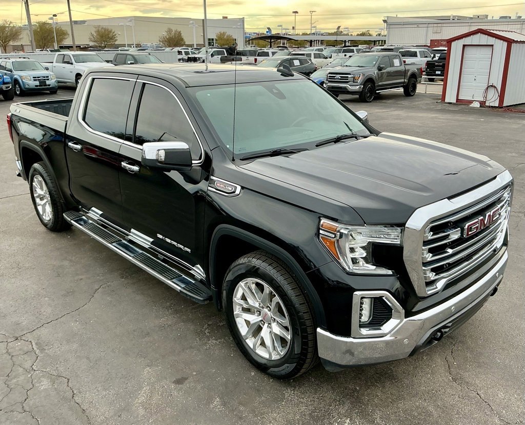 2019 Gmc Sierra 1500 SLT photo 2