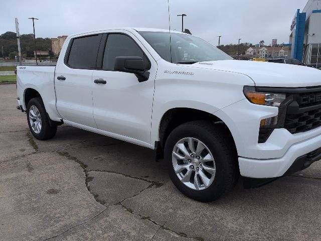 2026 Chevrolet Silverado 1500 Custom photo 2