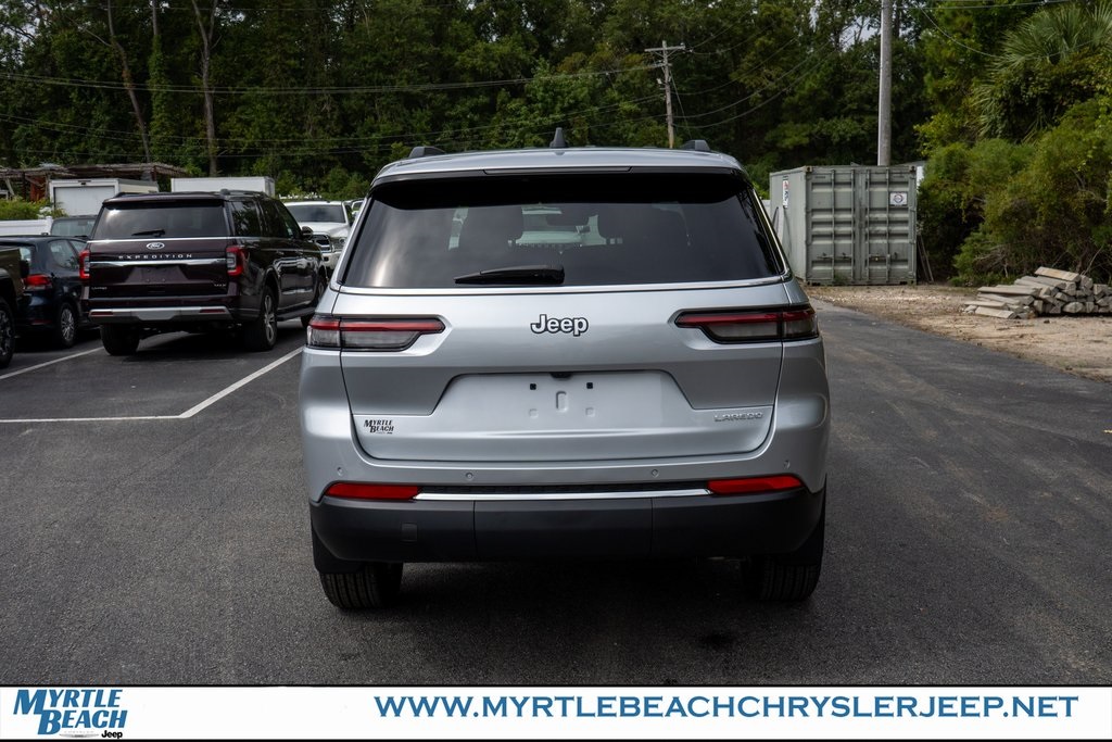 2025 Jeep Grand Cherokee Laredo X photo 4