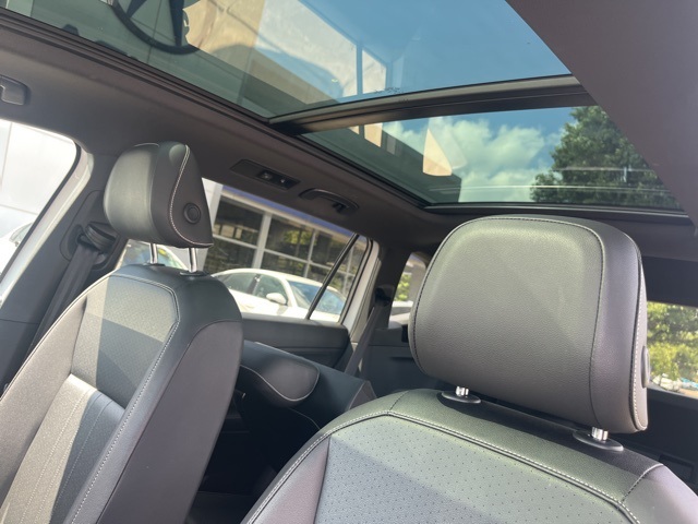 2022 Volkswagen Tiguan SE R-Line Black photo 37