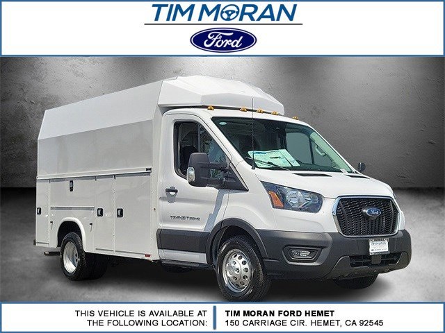 2024 Ford Transit Cutaway Base's photo
