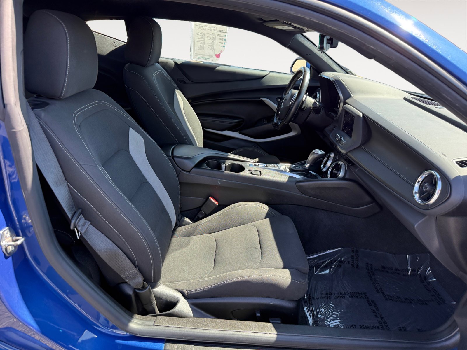 2023 Chevrolet Camaro 1LT photo 17