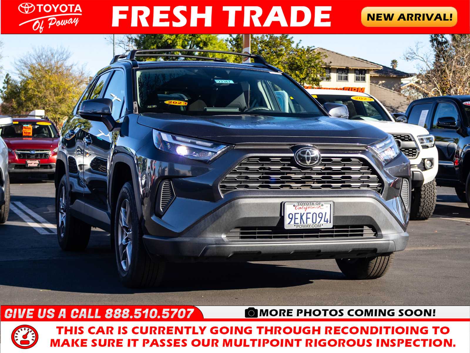 2022 Toyota RAV4 XLE's photo