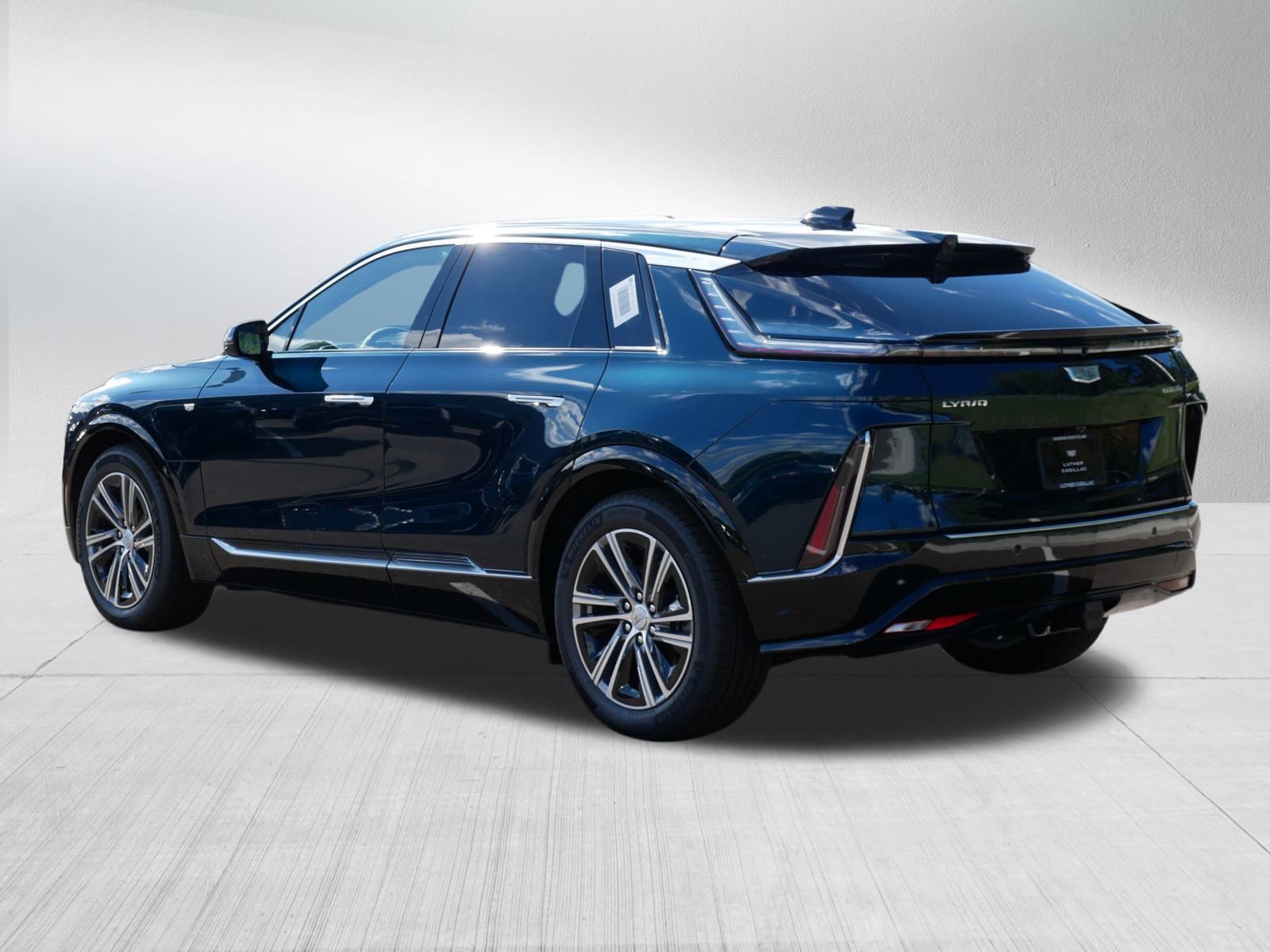 2026 Cadillac Lyriq Luxury photo 4