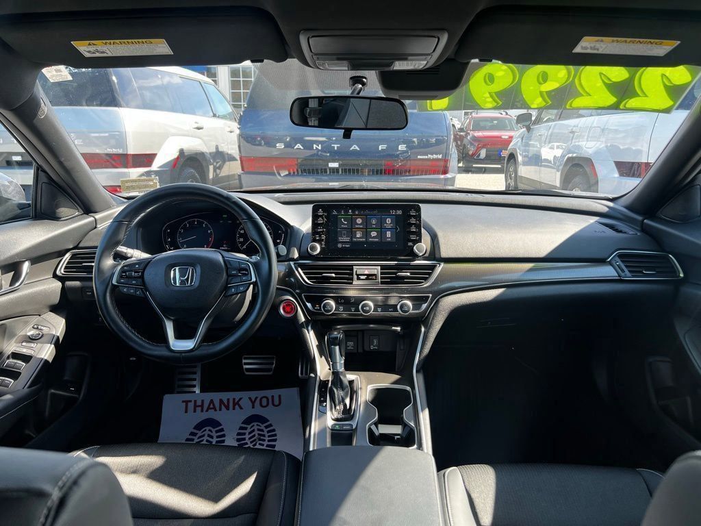 2018 Honda Accord Sport photo 4