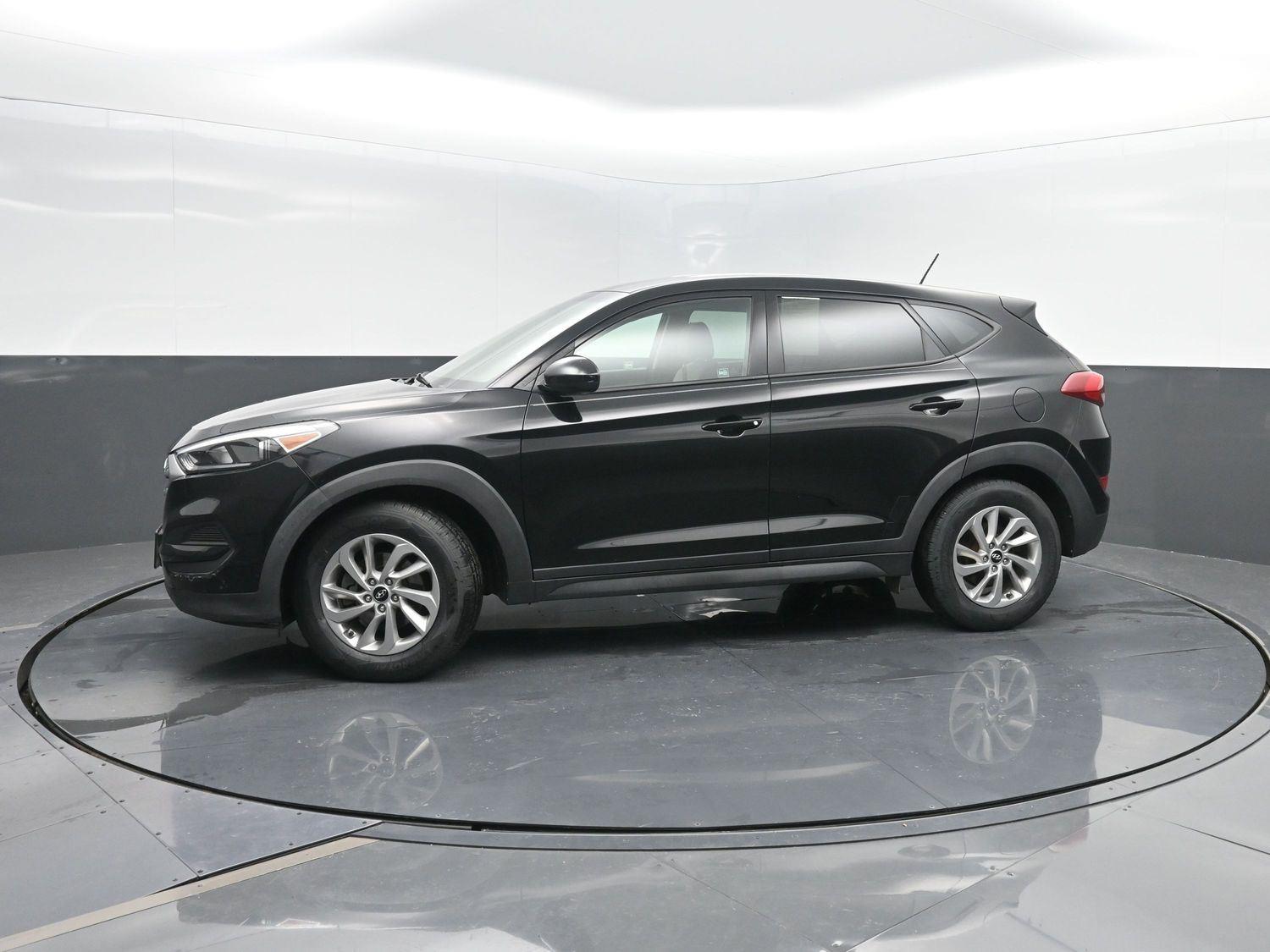 Used 2017 Hyundai Tucson SE with VIN KM8J23A47HU555383 for sale in Charles City, IA