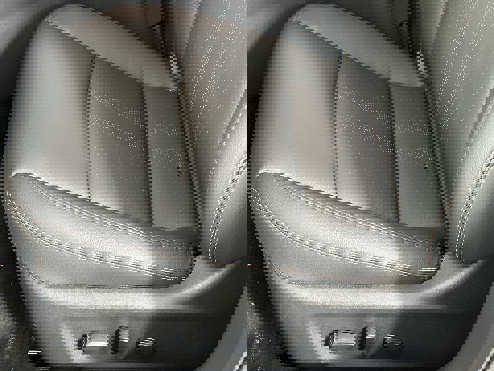 2025 Nissan Altima SR photo 13