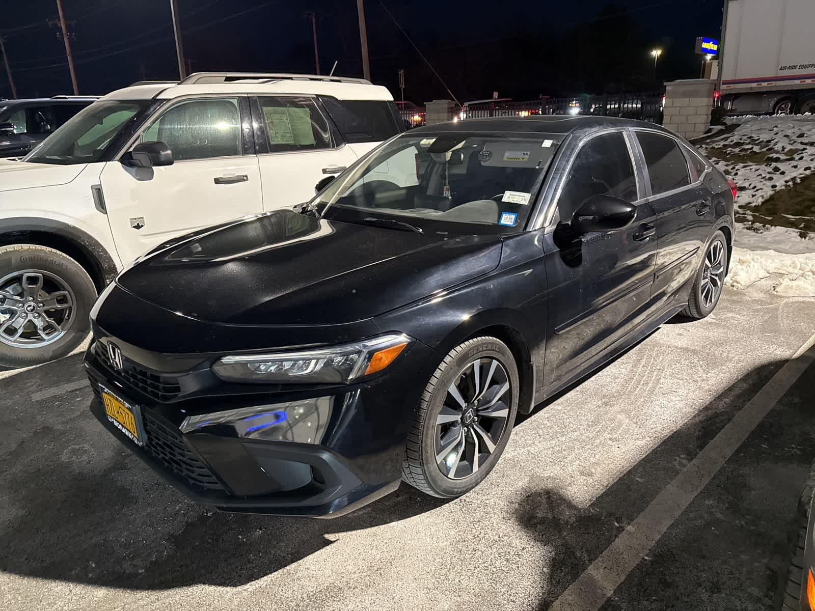 2022 Honda Civic EX's photo