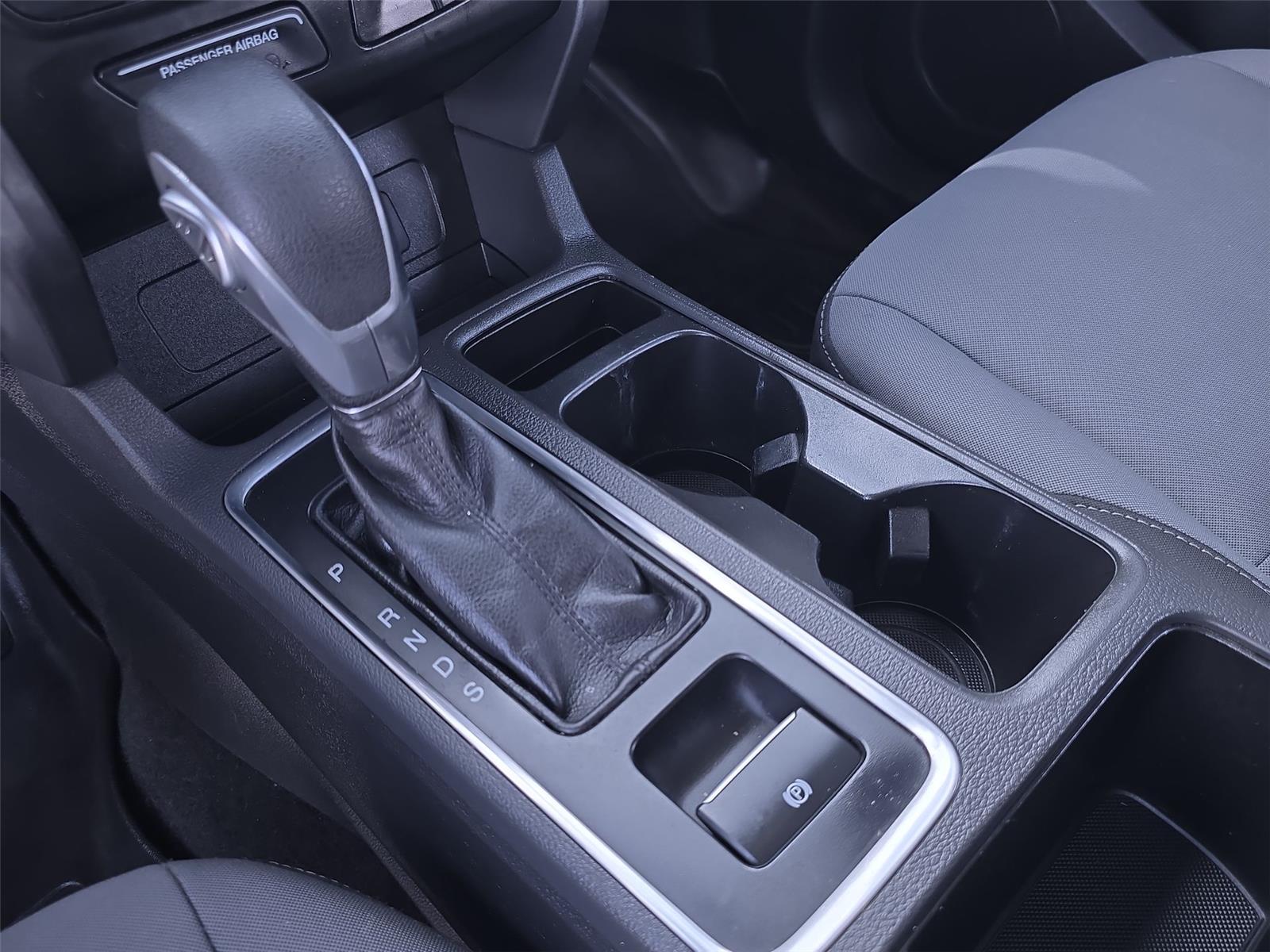 2018 Ford Escape S photo 14