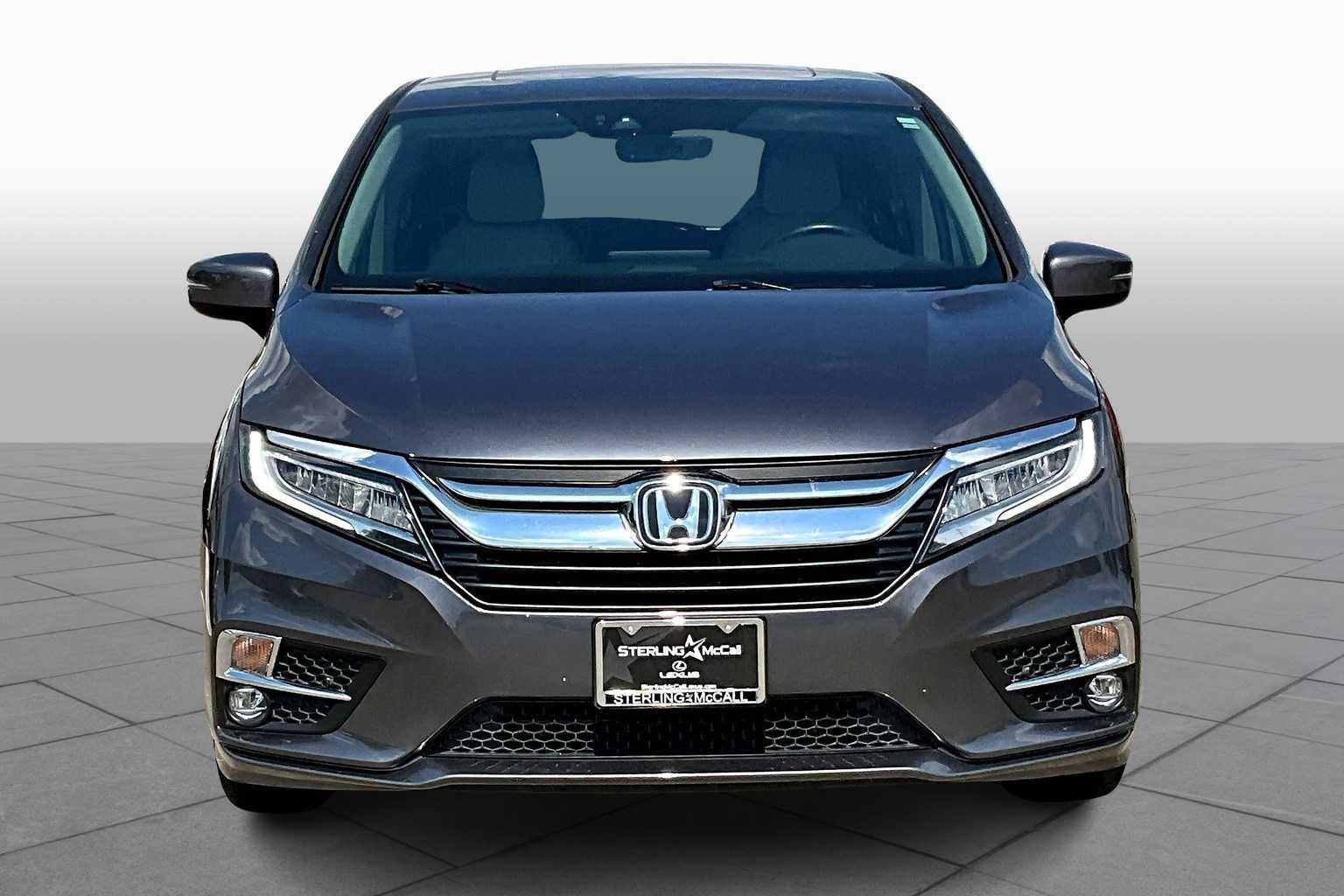 2020 Honda Odyssey Elite photo 3