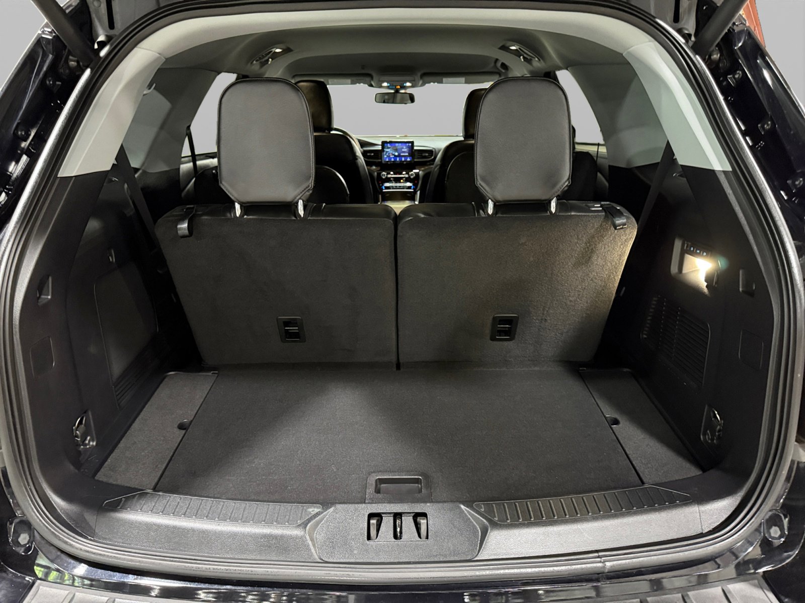 2022 Ford Explorer Limited photo 4