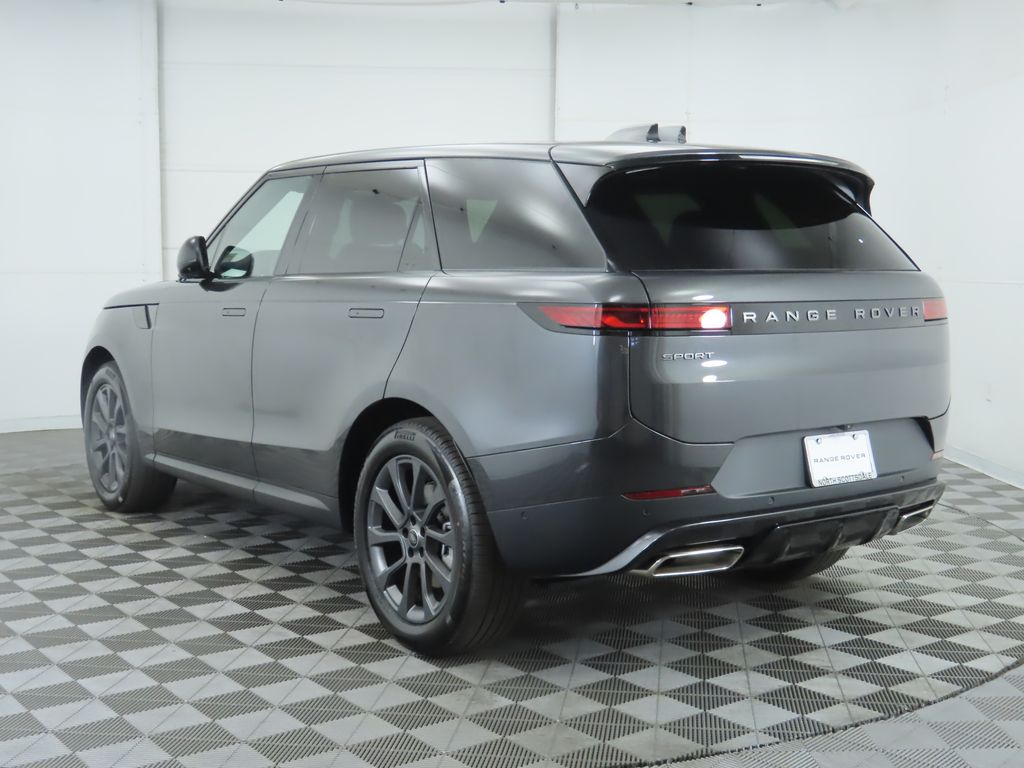 2025 Land Rover Range Rover Sport SE photo 4