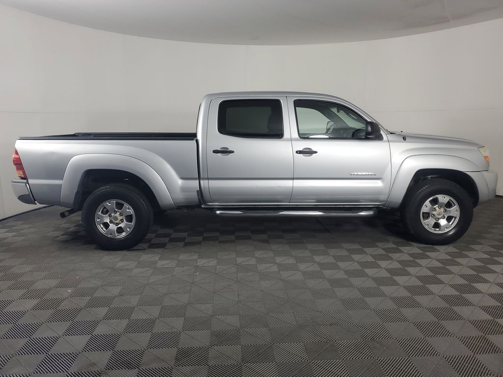 2006 Toyota Tacoma PreRunner photo 3