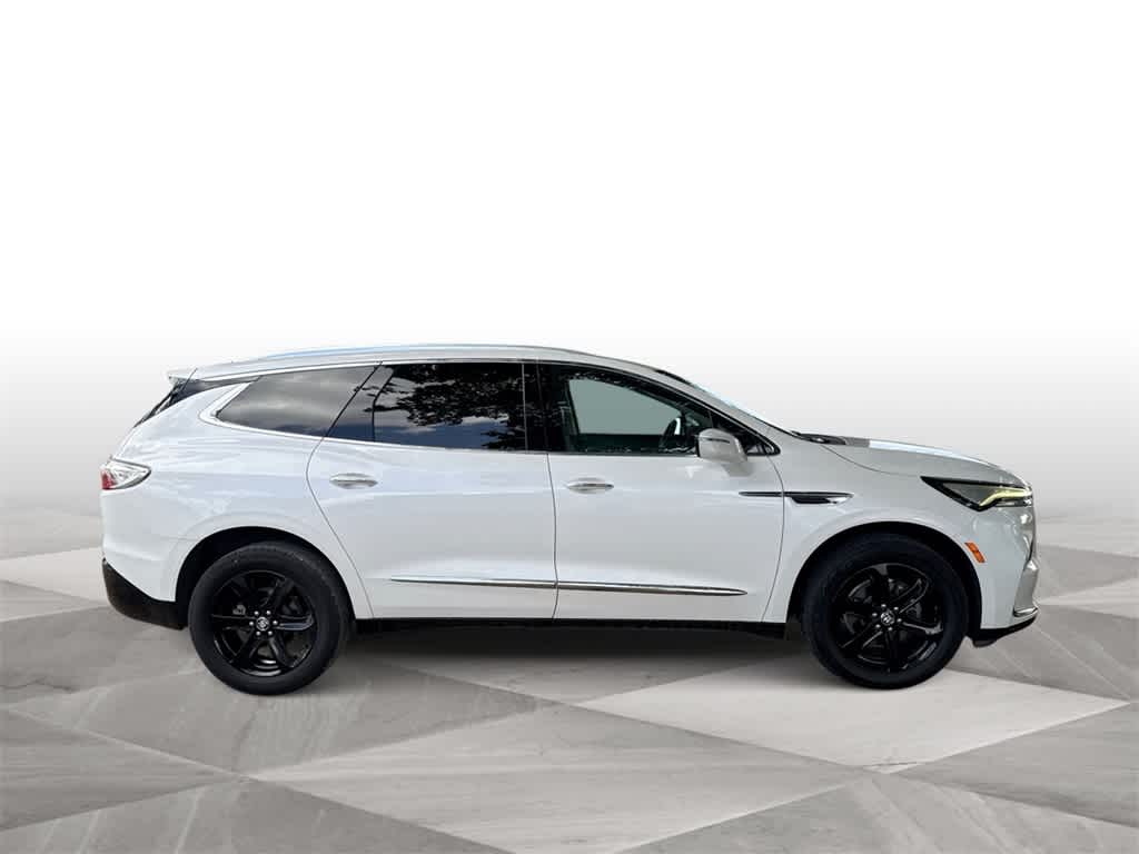 2023 Buick Enclave Essence photo 8