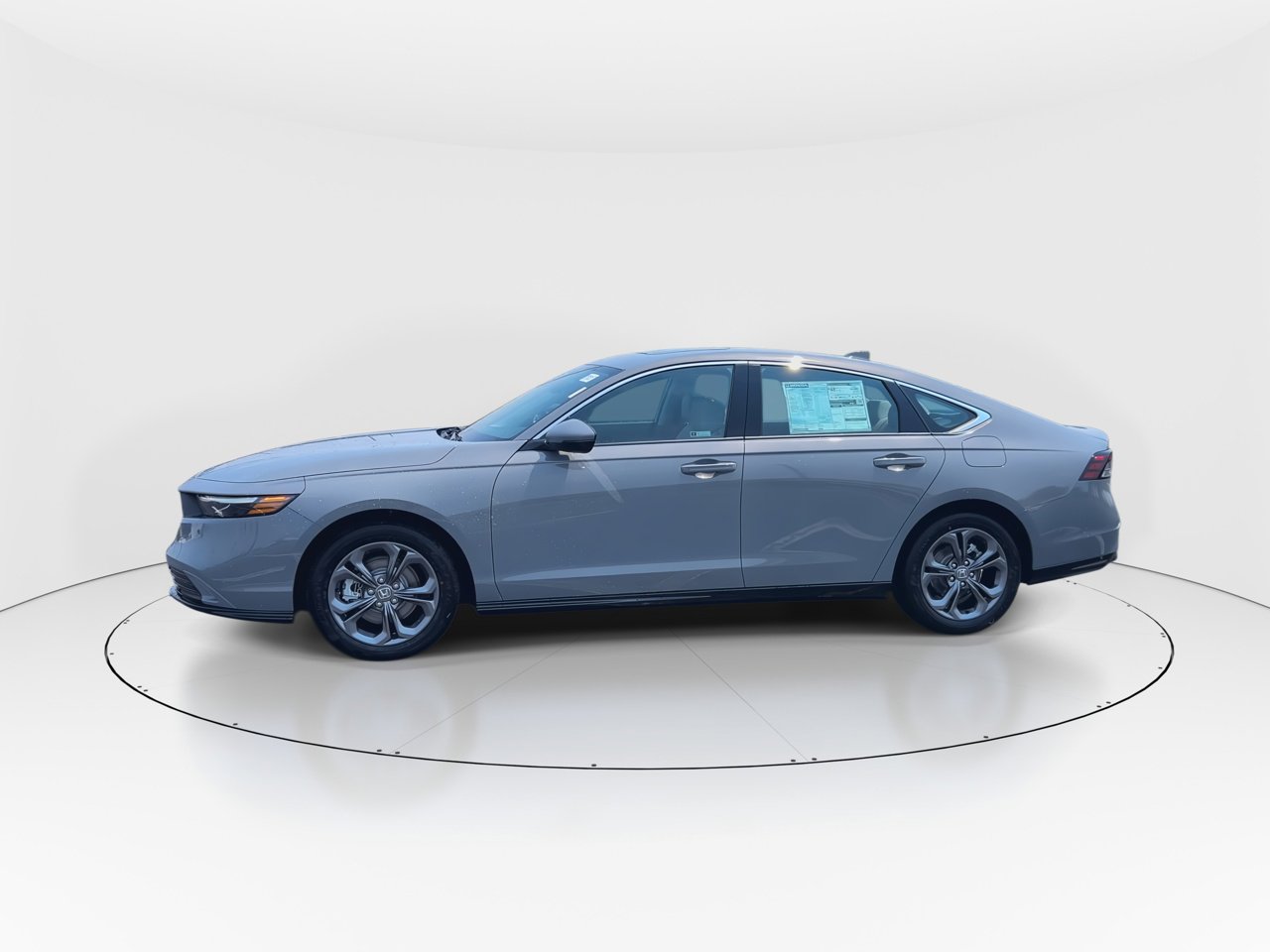 2025 Honda Accord Hybrid EX-L photo 5