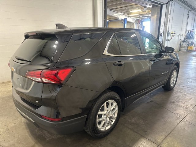 2024 Chevrolet Equinox LT photo 4