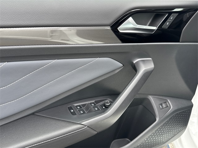 2025 Volkswagen Jetta 1.5T SEL photo 7