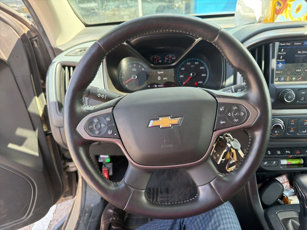 2022 Chevrolet Colorado Z71 photo 19