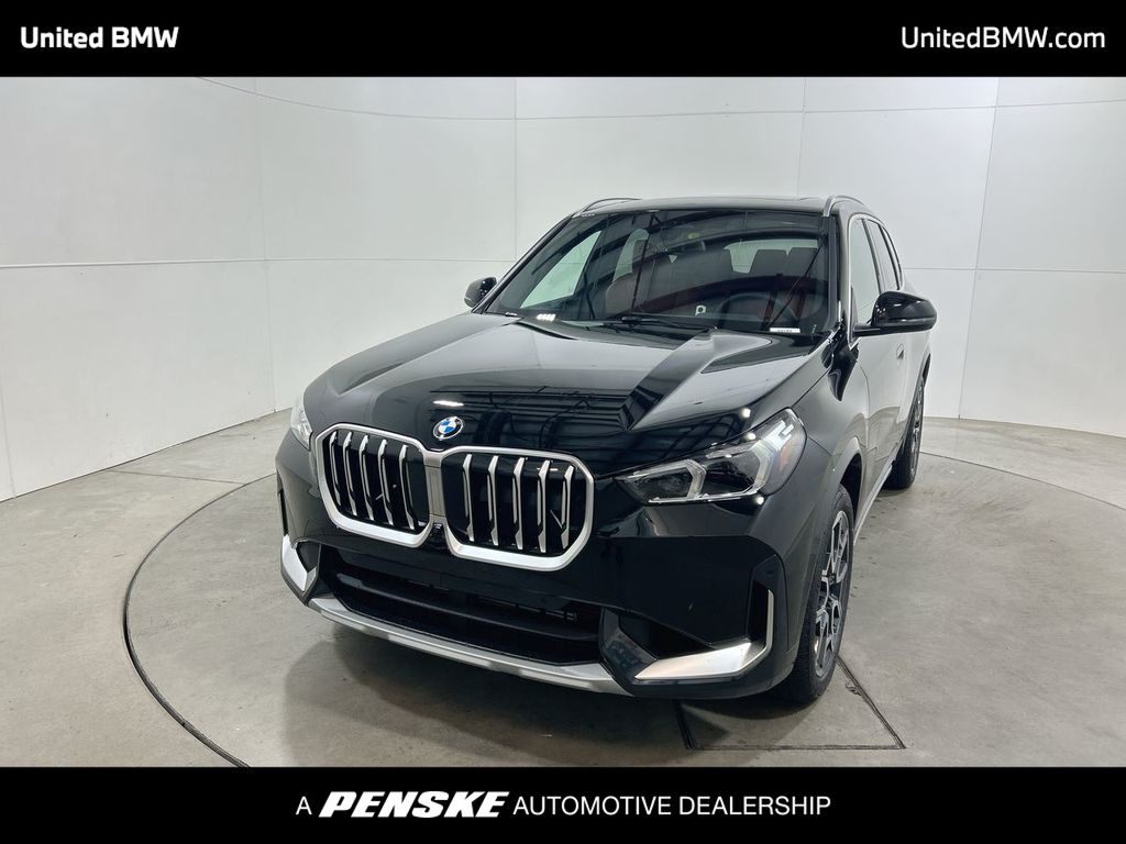 2026 BMW X1 28i's photo