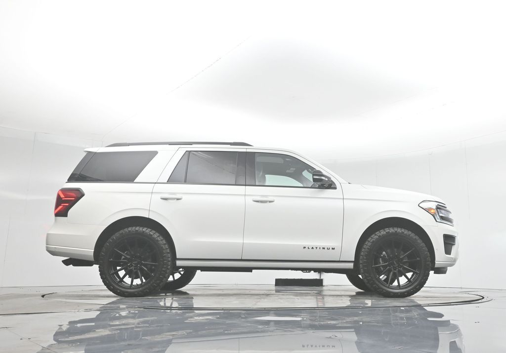 2024 Ford Expedition Platinum photo 48