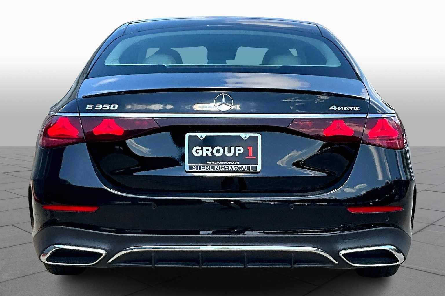 2025 Mercedes Benz E 350 4MATIC photo 4