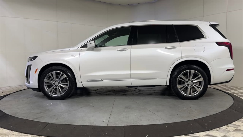 2023 CADILLAC XT6 - Image 5