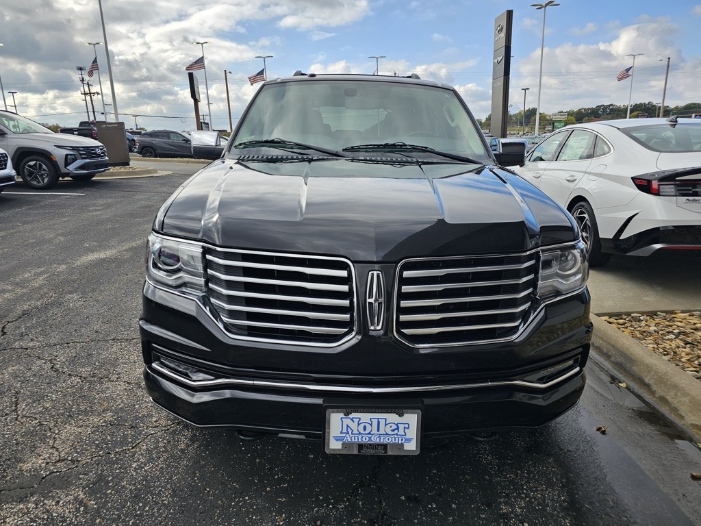 Used 2015 Lincoln Navigator Base with VIN 5LMJJ2JT6FEJ06494 for sale in Kansas City