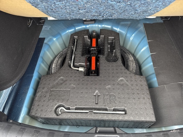 2021 Nissan Kicks S photo 19