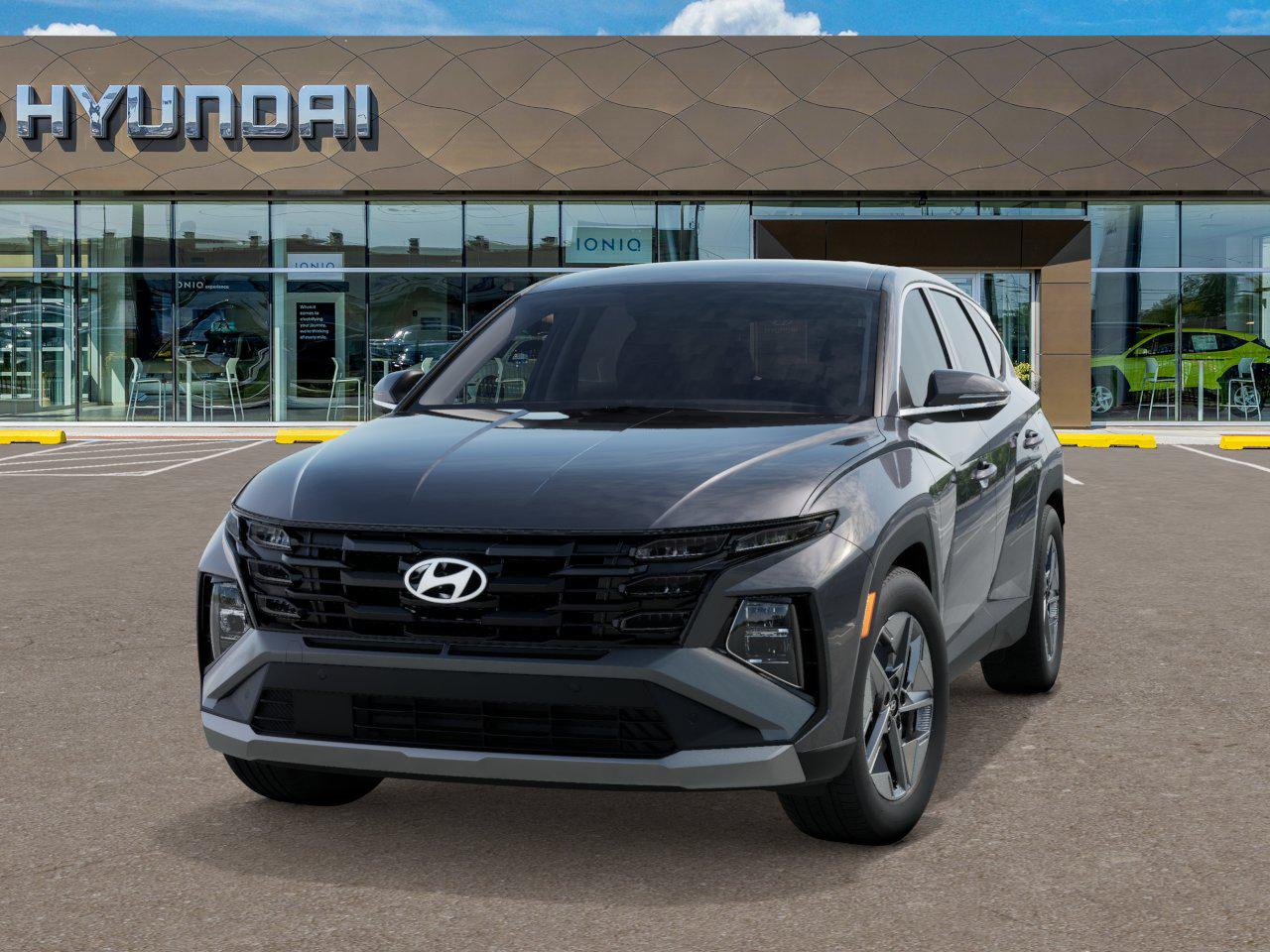 2026 Hyundai Tucson Hybrid SEL photo 4