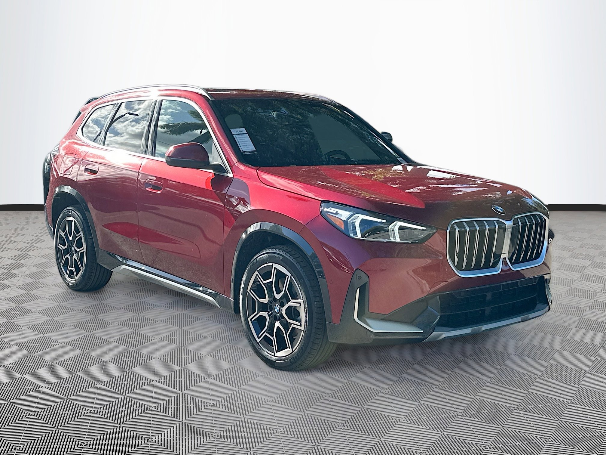 2026 BMW X1 28i's photo