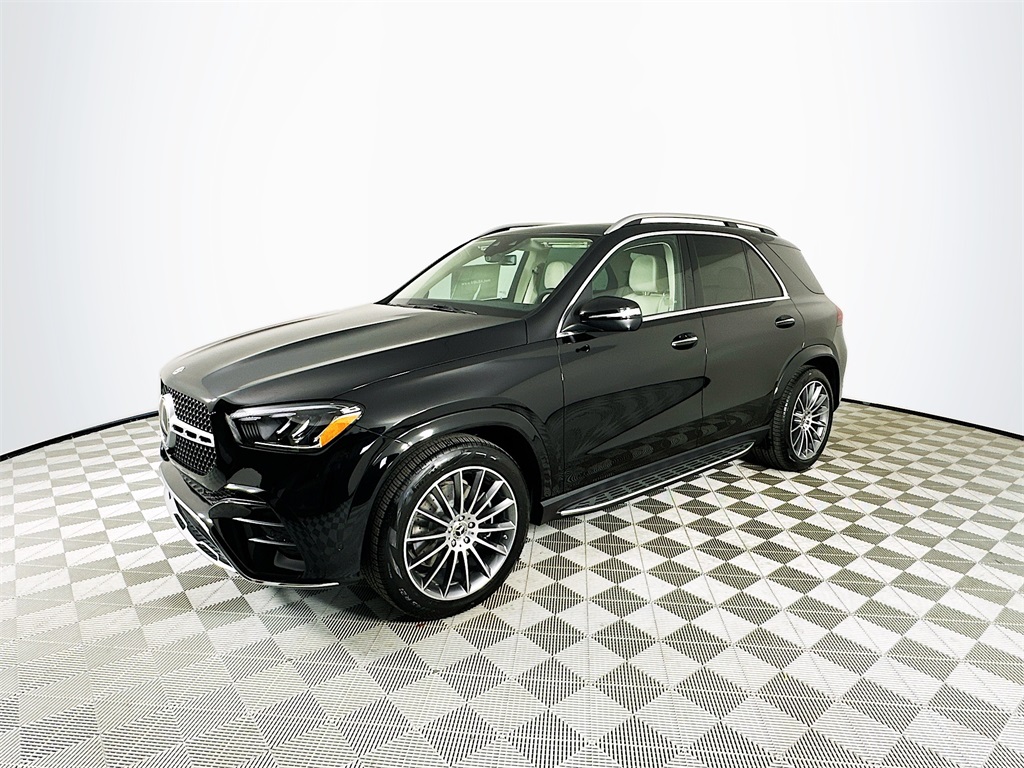 2026 Mercedes Benz GLE 450 4MATIC photo 3