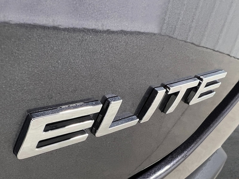 2025 Honda Pilot Elite photo 6