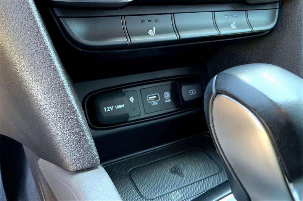 2020 Hyundai Santa Fe SEL photo 28